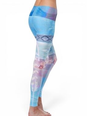 EUC [Teeki] High Rise Pastel Blue Pink Hot Pant | Boho Yoga Legging | Medium